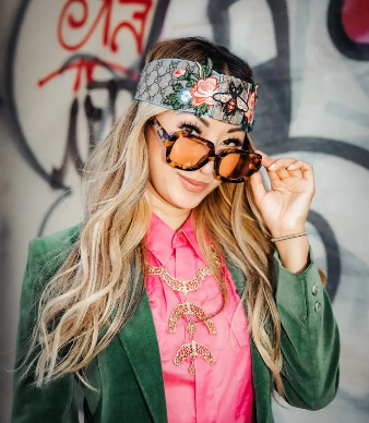 Influencer showcase image 2