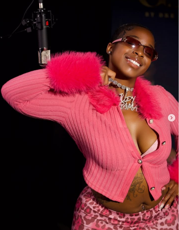 Influencer showcase image 1